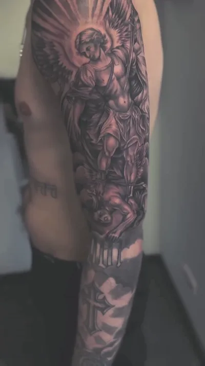 Realism Tattoo Hamburg - Erzengel Sleeve Black and Grey