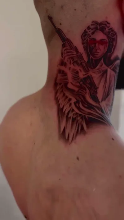 Tattoo Tattoo Hamburg - Engel Halstattoo