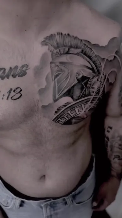 Tattoo Tattoo Hamburg - Spartaner Brusttattoo